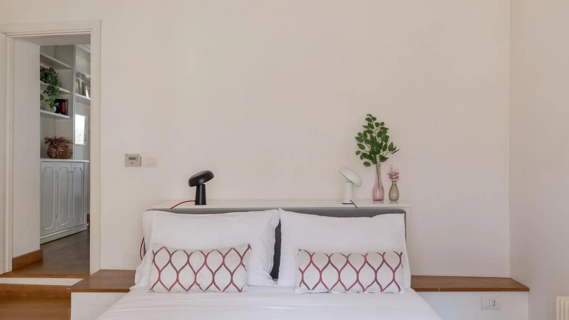 Iflat Monti Roof Terrace Apartment Rome